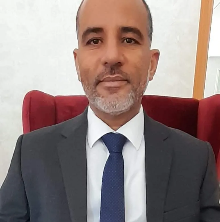 عبد المالك ان ولد حنى - كاتب